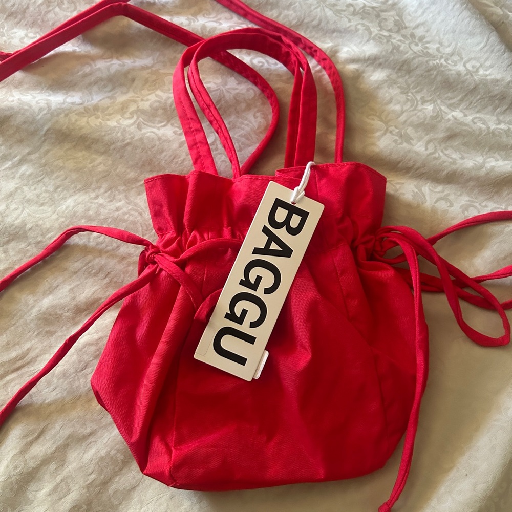 BAGGU Mini Drawstring Tote in Bright Red
